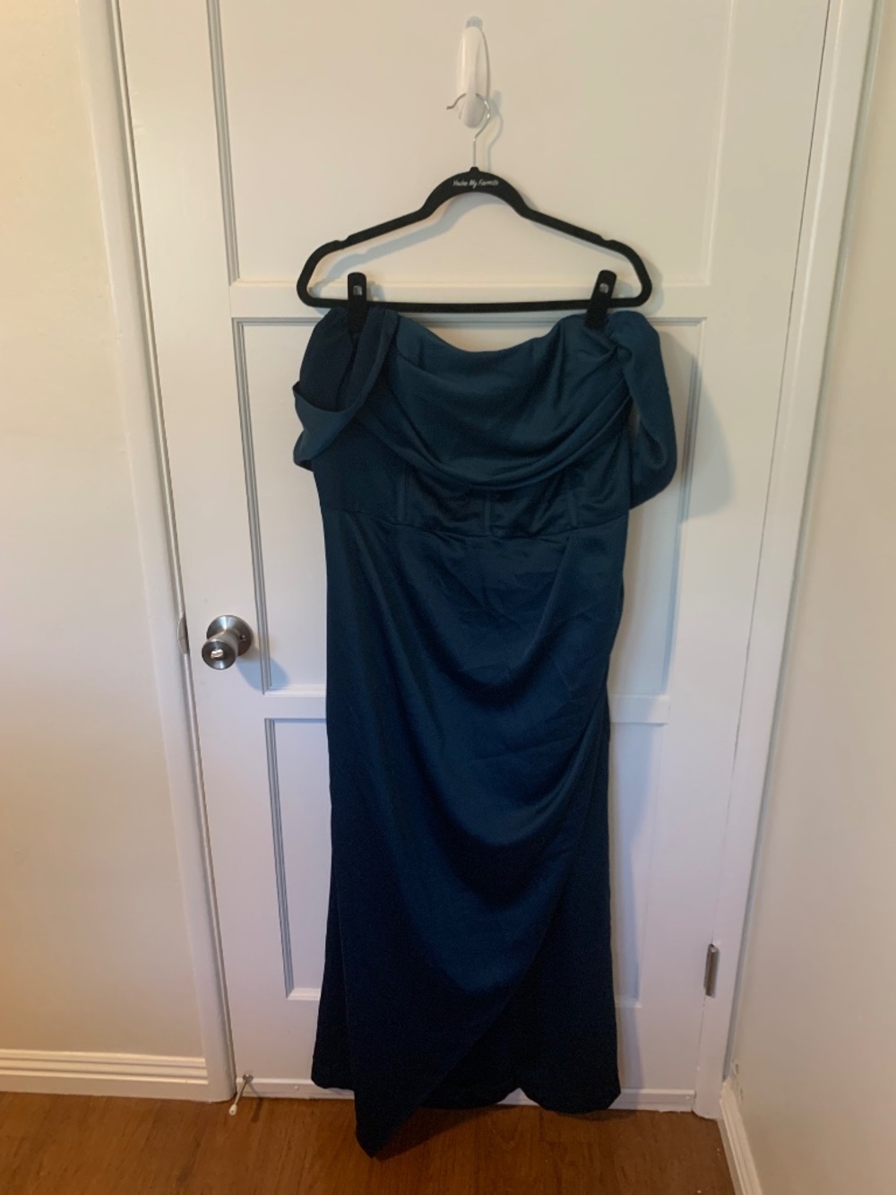 City Chic Forbidden Love Poseidon Blue Off-Shoulder Formal Maxi Gown 20 - Picture 10 of 13